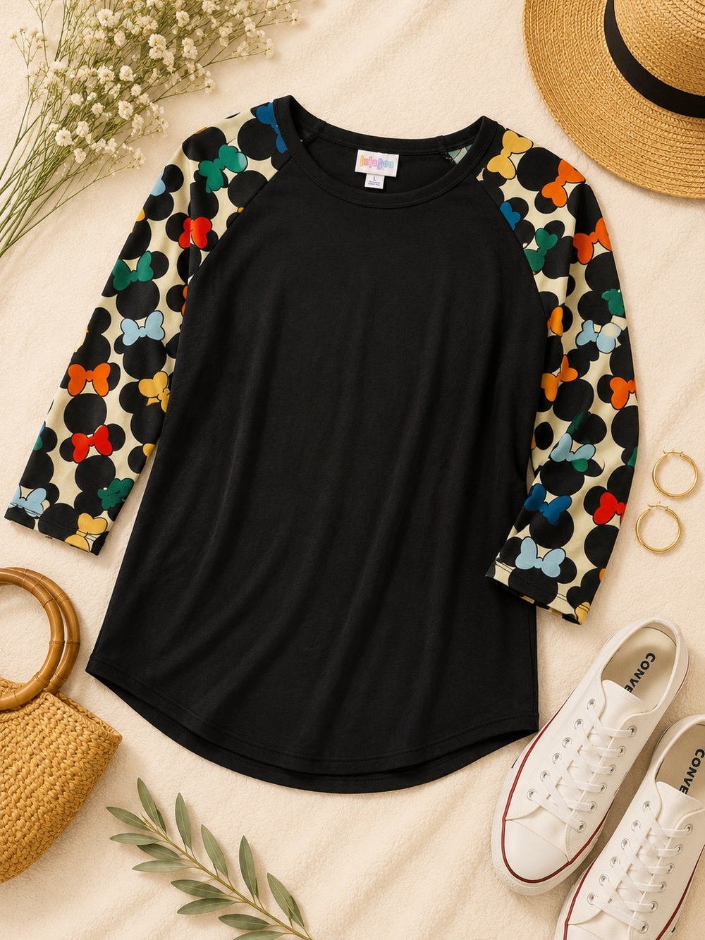 LuLaRoe Randy Tee Black w/ Disney Mickey Bow Print Sleeves | Size L NWT